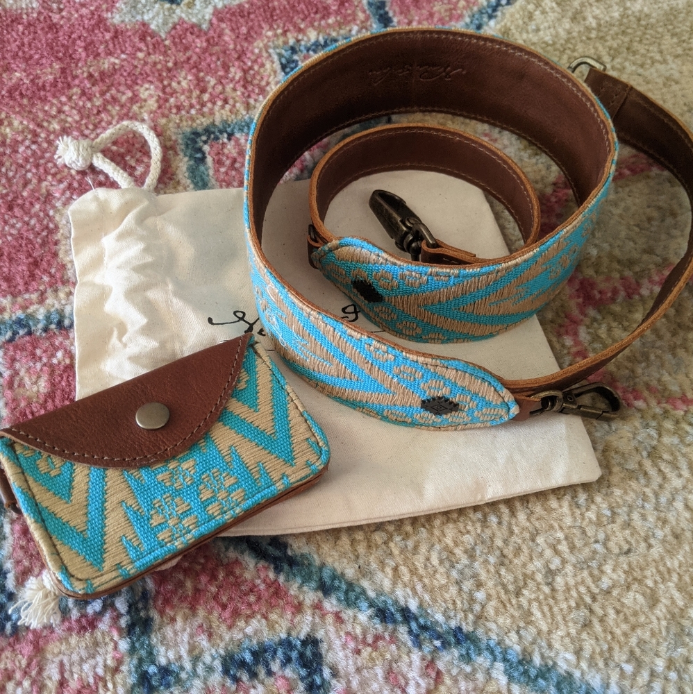 Nena and Co Valiant Utility Strap & Card Case Set